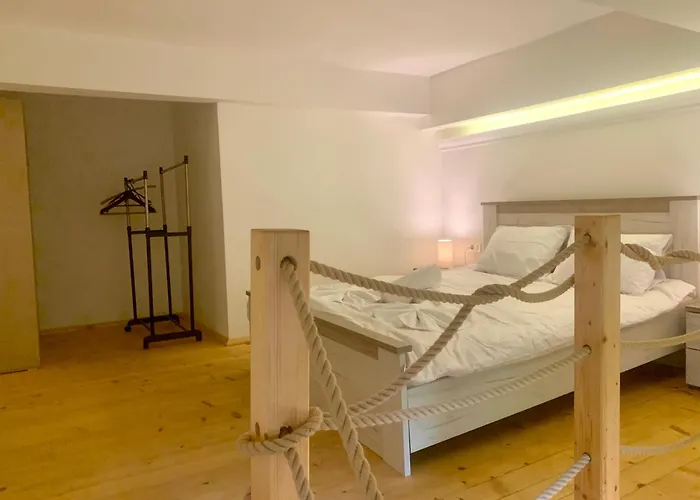 아파트 Ultra Living - Luxury And Comfort Downtown 클루지나포카